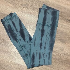 Lululemon wunder unders